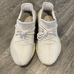 yeezy 350 Sesame